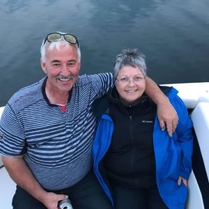 Meet your Posher, Raymonde